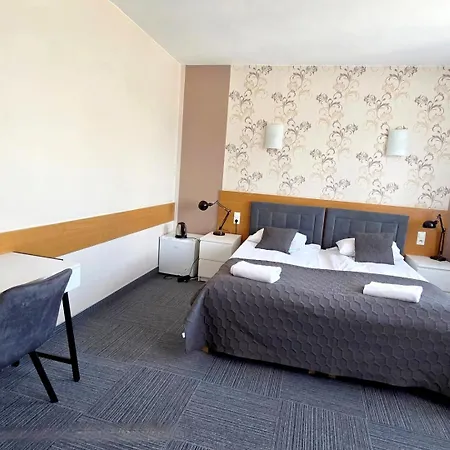 Hotel Orbita 3*