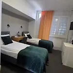 欧比特酒店 3*