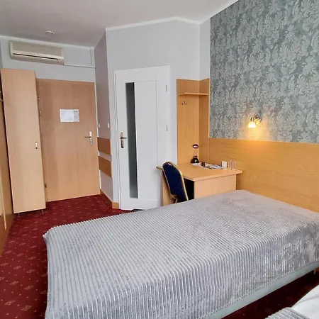 Hotel Orbita 3*